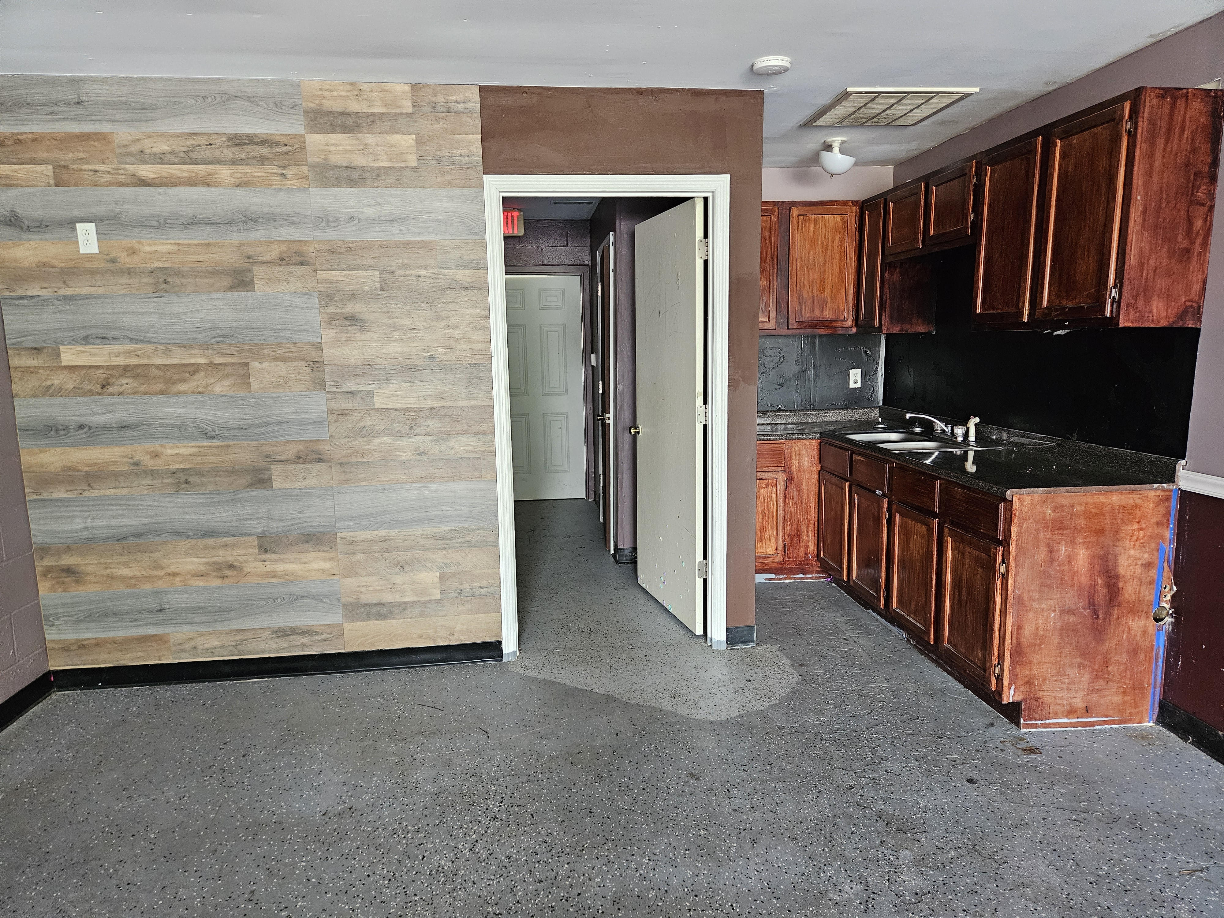 700 B Main Street, Unit B