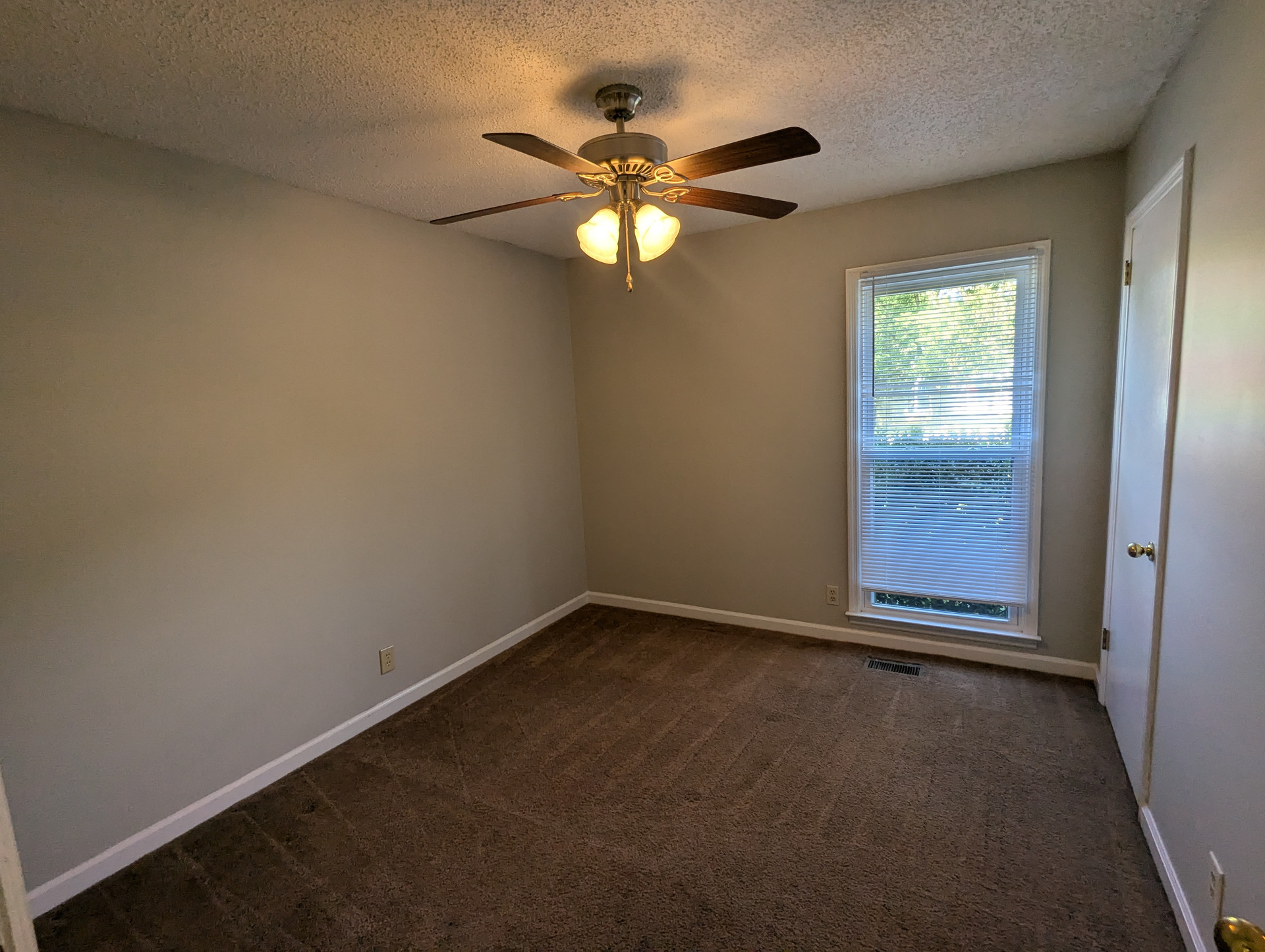 1528 Stone Hill Rd.