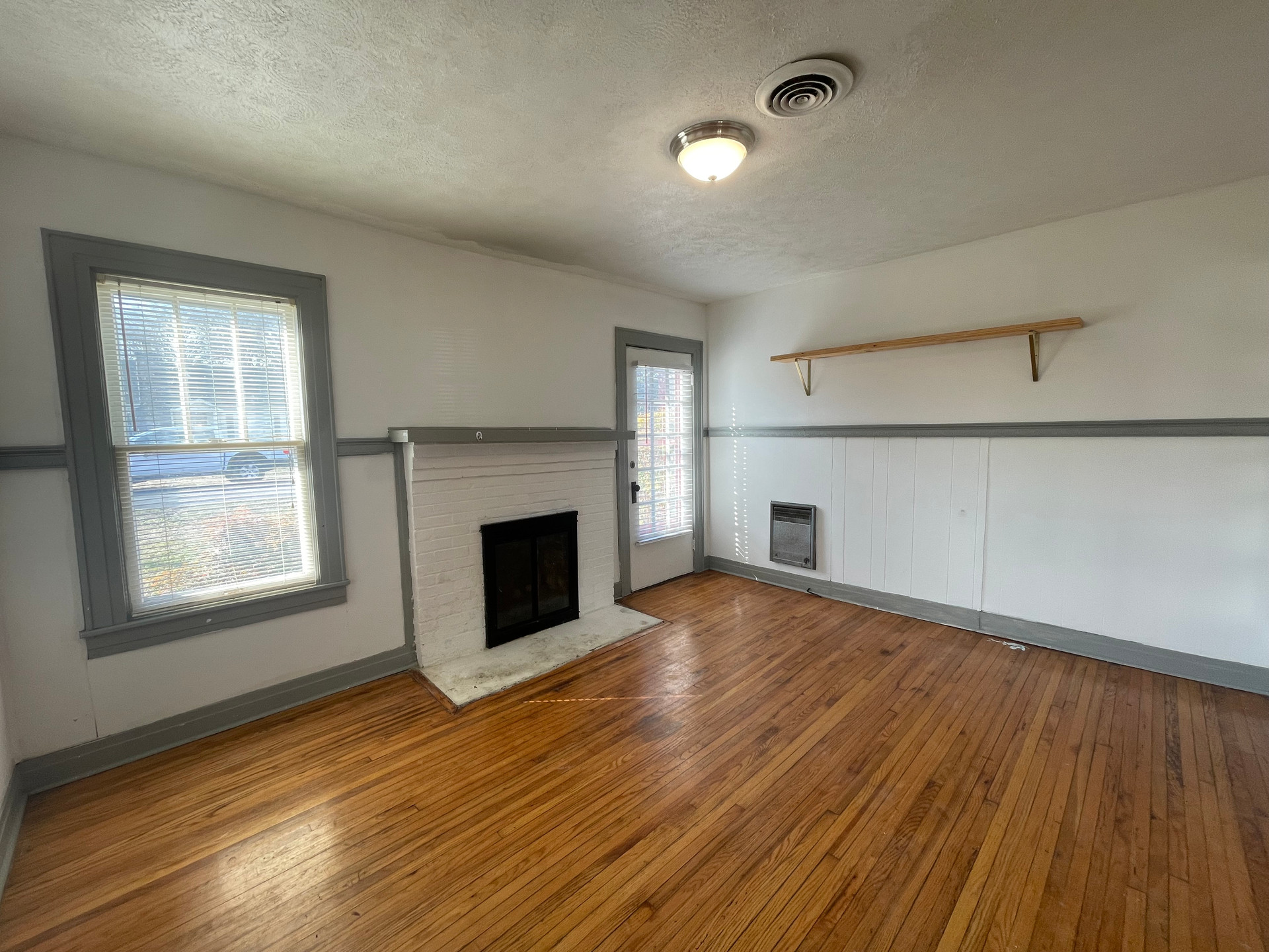 403A Martin Ave.