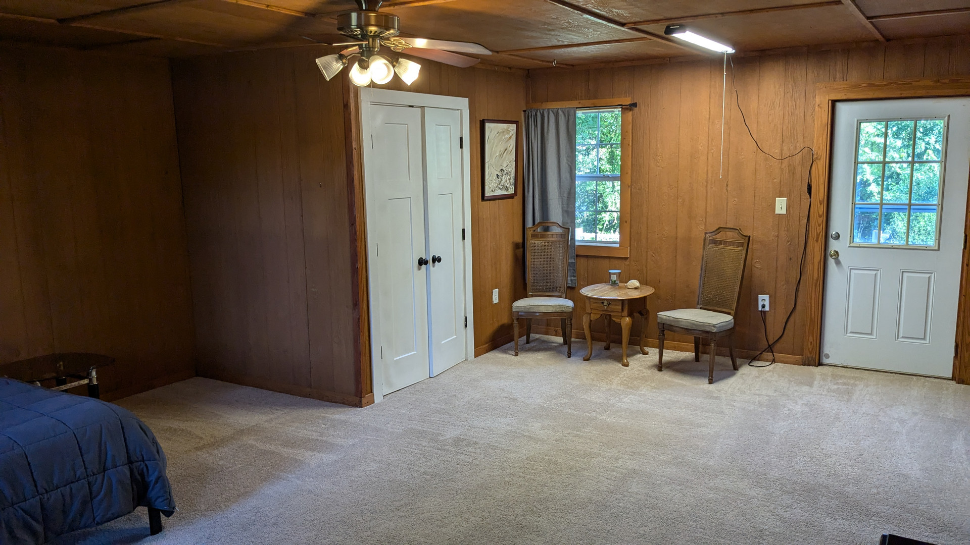 1215 Meadow Road