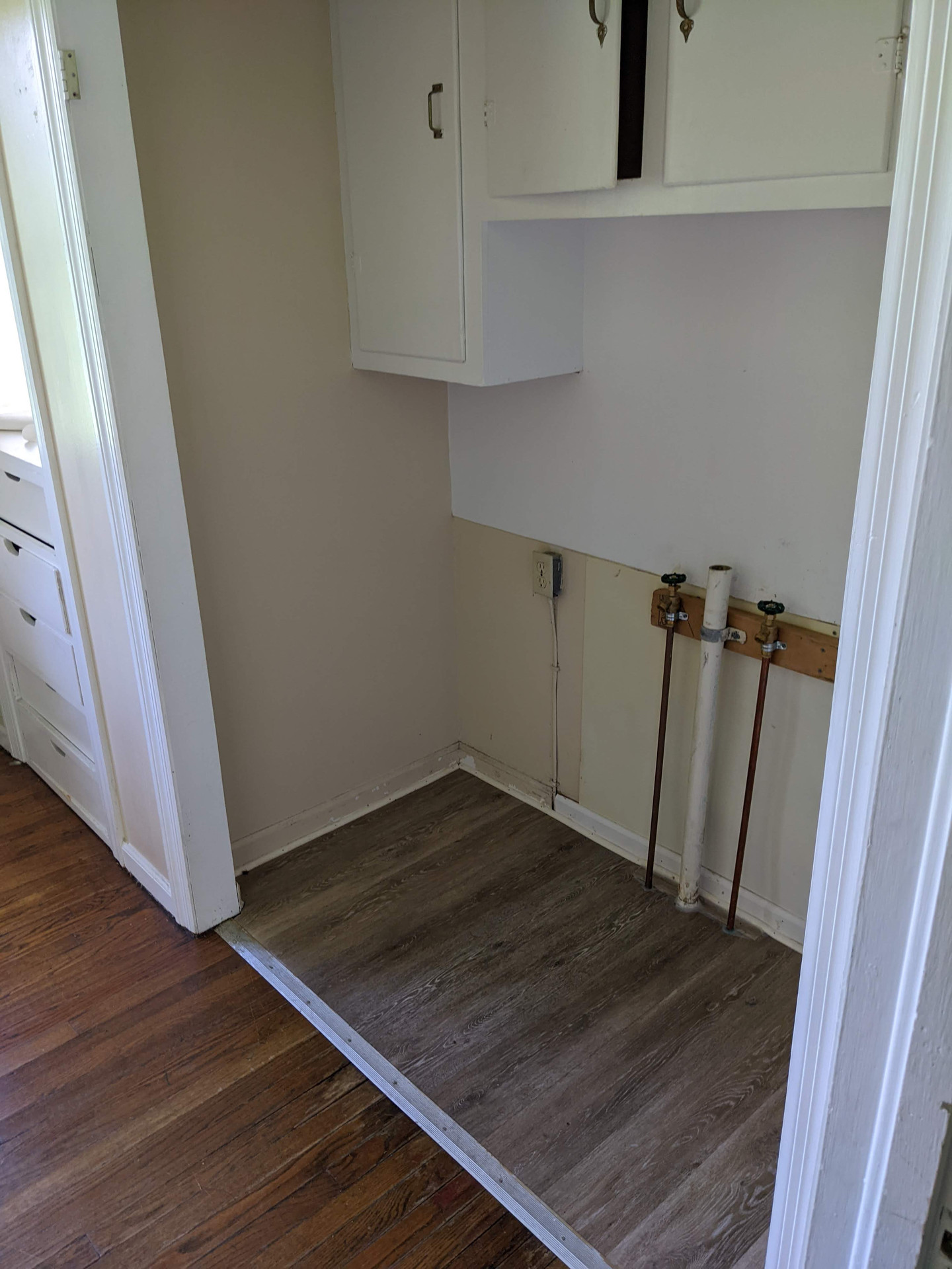 1289 Hunters Point Pike